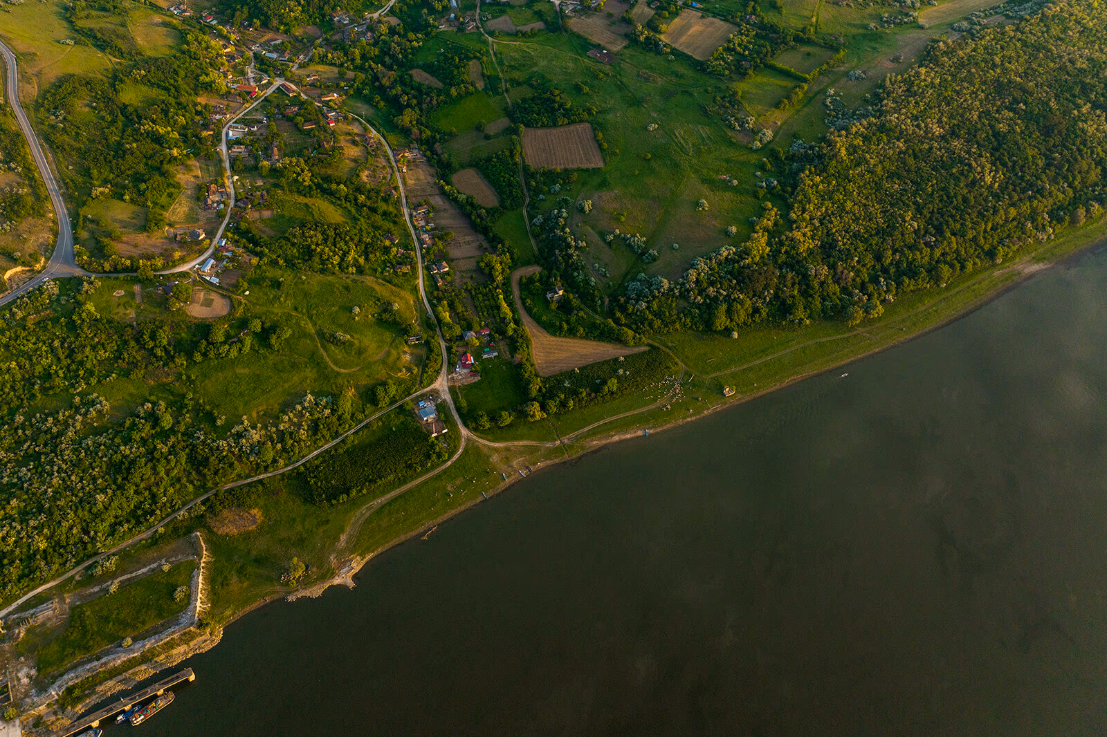 izvoarele-sat-dunare-panorama