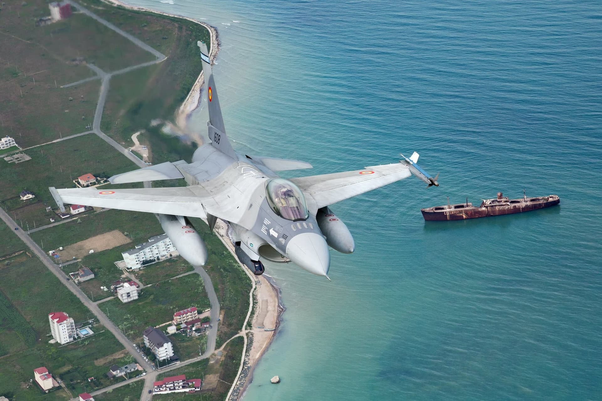 ROAF F-16 above the Black Sea coast, with the Costinești shipwreck visible