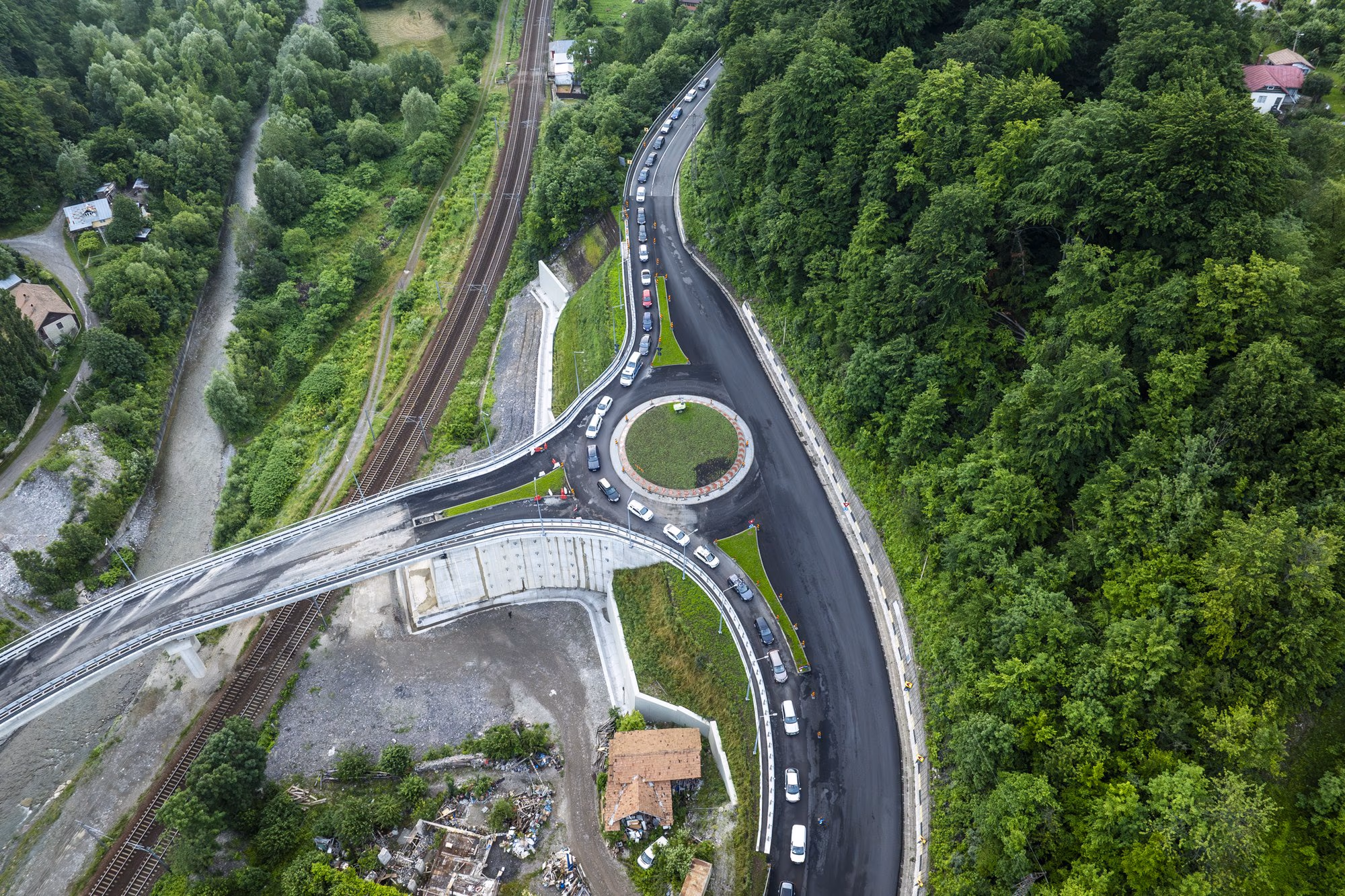Comarnic Bypass, aerial view with the new roundabout and DN1