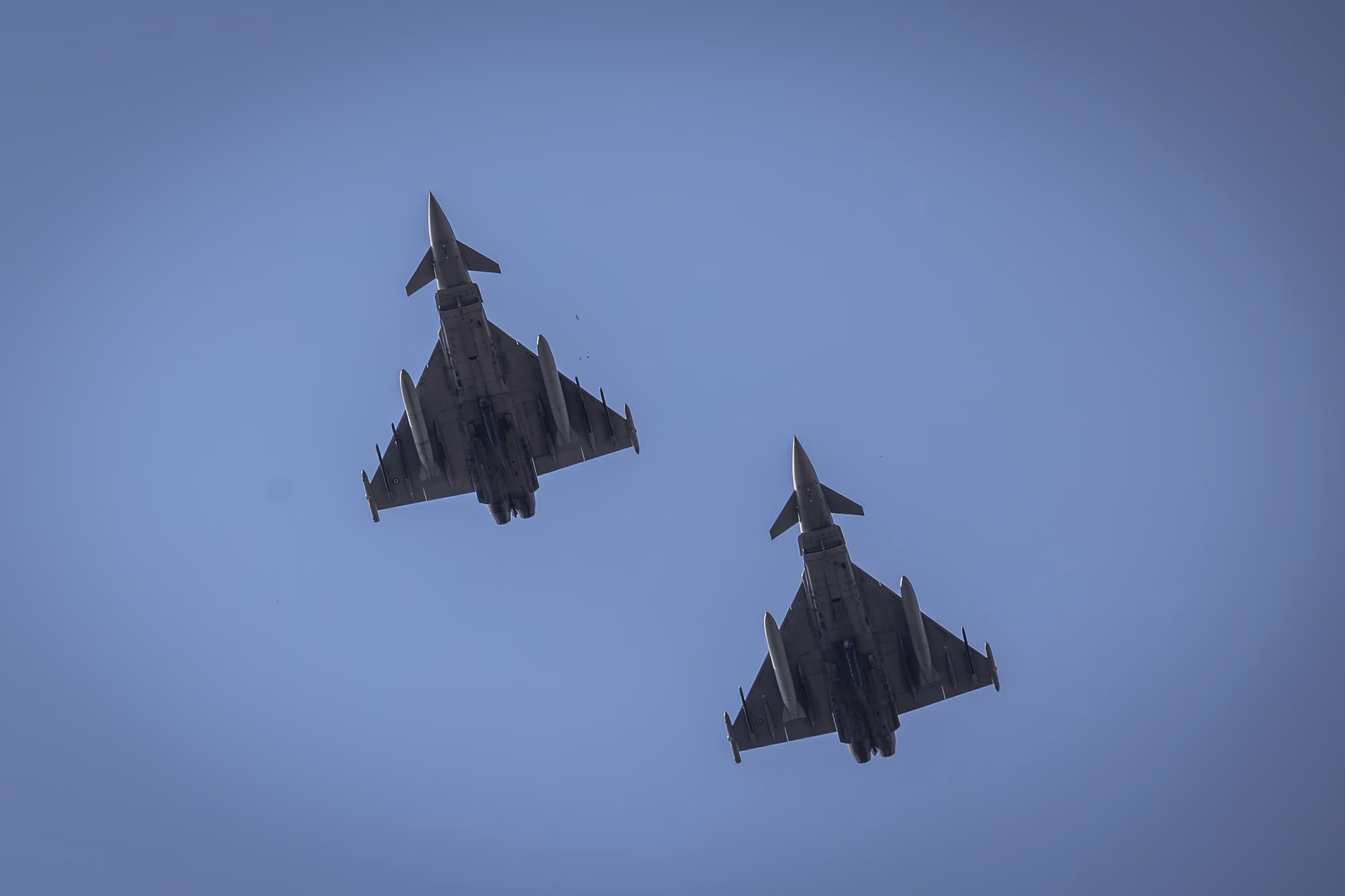 Az Olasz Légierő Eurofighter Typhoon-párja. Fotó: AdiCoco.com