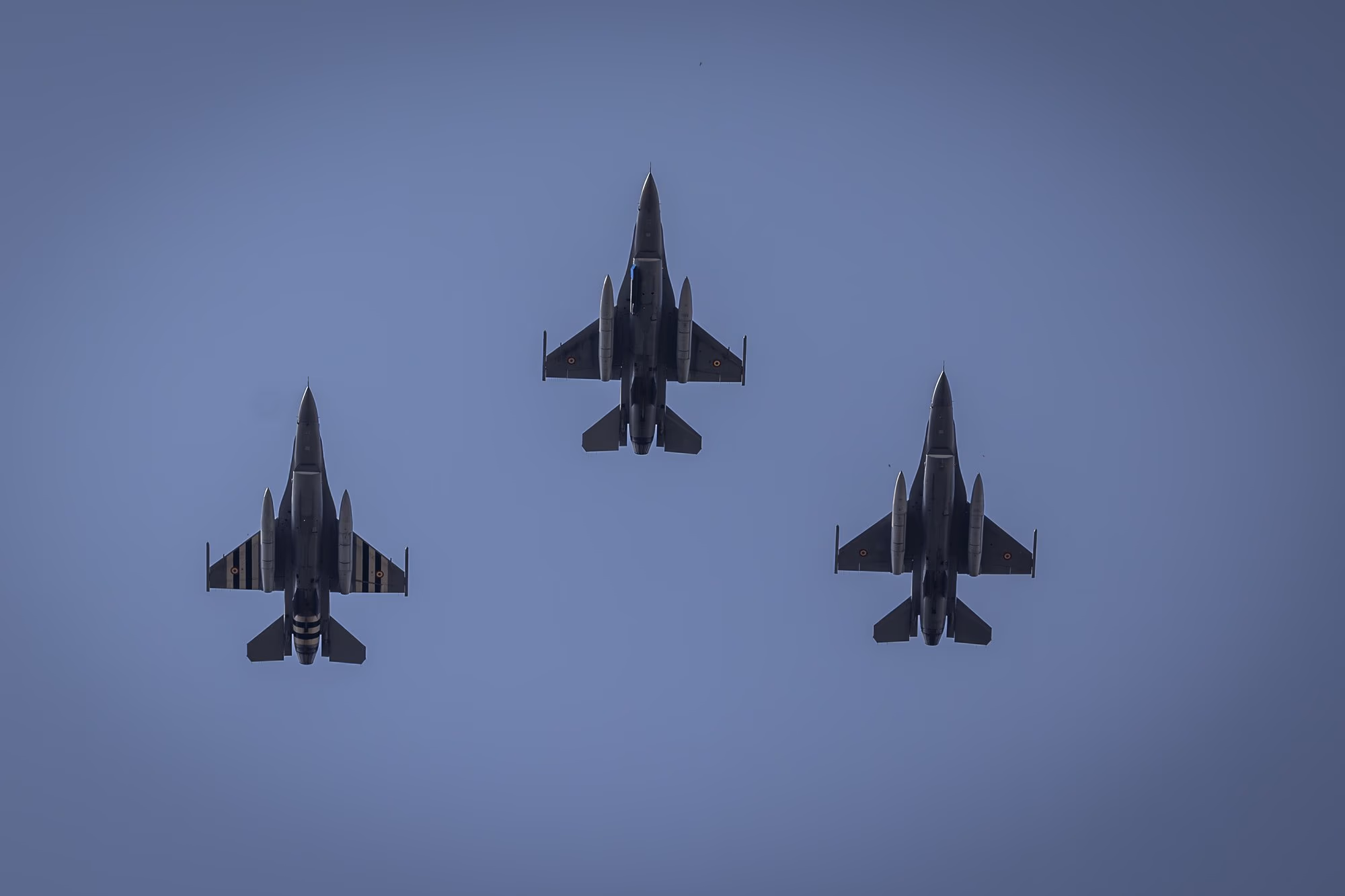 F-16 Fighting Falcon, négyes kötelék. Fotó: AdiCoco.com