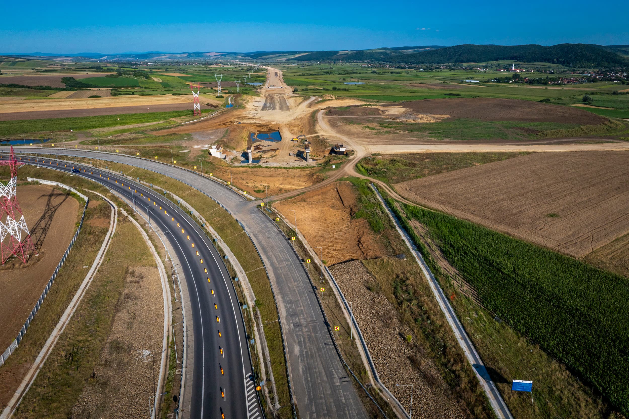 Ansamblul șantierului nodului dintre A3 și viitoarea A8